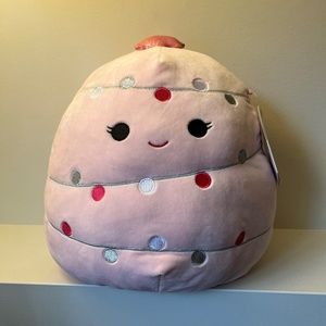 NWT Garnet the Pink Christmas Tree Squishmallow